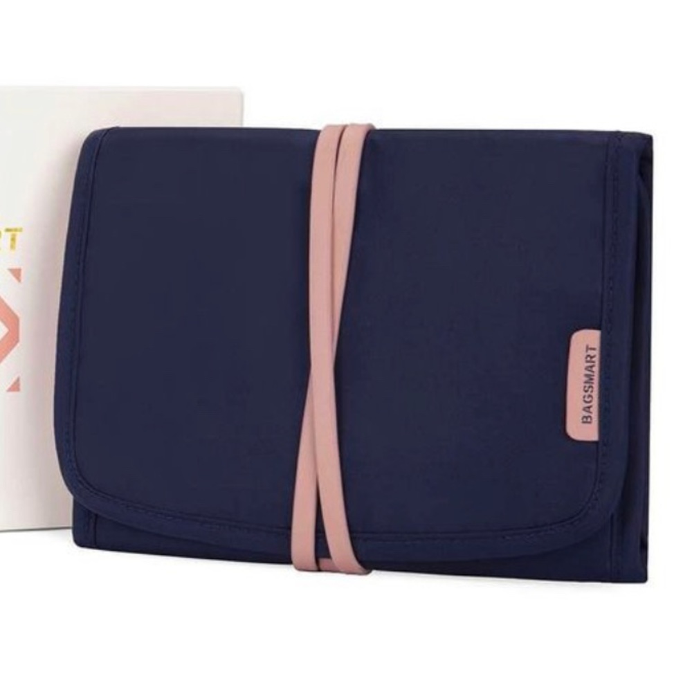 BAGSMART Travel Jewelry Organizer - Picture 6 of 7